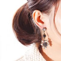 Pearl Earrings Retro New Colorful Crystals Peach Heart Eardrops Temperament Women's Long Heart Fashion Ear Studs main image 2