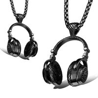 Vente Chaude Produit Européen Et Américain Rock Style Musique Casque Casque Pendentif Titane Acier Couple Collier sku image 1