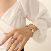 Fashion Square Platte Unregelmäßigen Süßwasser Perle Ot Schnalle Titan Stahl Armband sku image 1