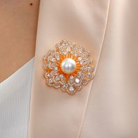 New Pin Accessories Copper Plating 18k Gold Double Layer Zircon Pearl Flower Brooch main image 1