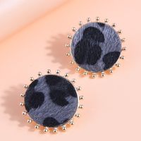 Fashion Metal Round Leopard Alloy Earrings sku image 1