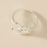 Fashion Ornament Hollow Heart-shaped Dolphin Marine Animal Alloy Ring main image 3