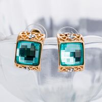 Vintage Square Color Crystal Alloy Gold-plated Stud Earrings main image 6