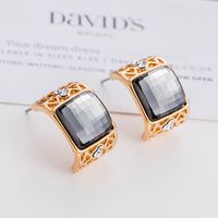 Vintage Square Color Crystal Alloy Gold-plated Stud Earrings main image 4