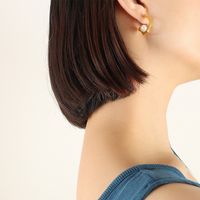 C- Shaped Fashion Simple Titanium Steel Earrings Women's Imitation Pearl Gold Plated main image 4