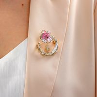 Moda Simple Compacto Cobre Chapado 18k Oro Zircon Flor Broche Accesorios main image 5