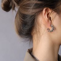 Fashion Twist Hollow C- Shaped Female Titanium Steel Plated 18k Real Gold Stud Earrings sku image 2