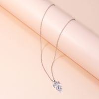 Fashion Ornament Cute Little Girl Pendant Clavicle Chain Necklace Jewelry Wholesale sku image 1