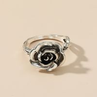 Fashion Vintage Carved Antique Silver Rose Alloy Ring main image 2