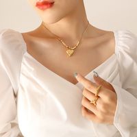 2022 New Fashion Heart Pendant Snake Bones Chain Titanium Steel Necklace main image 1