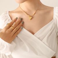 Collar Cuadrado De Titanio De Acero En Forma De Corazón Simple De Moda main image 2