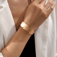 Neue Nachahmung Gold Folie Unregelmäßigen Einstellbare Öffnen Armband main image 2