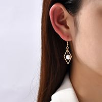 European And American Temperament Handmade Geometric Pearl Earrings Simple Rhombic Ear Studs Japanese And Korean Fashion Ear Jewelry main image 1