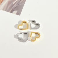 New Fashion Simple Heart-shaped Stainless Steel Earrings main image 4