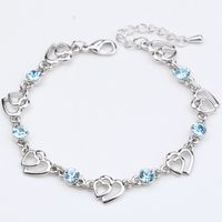 Fashion Hollow Heart Shape Inlaid Round Crystal Alloy Bracelet main image 1