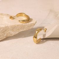 Mode Einfache 14k Gold-überzogene Edelstahl Unregelmäßigen C-förmigen Ohrringe main image 1