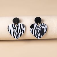 Simple Style Cow Pattern Checkered Printing Arylic Acrylic Ear Studs main image 1
