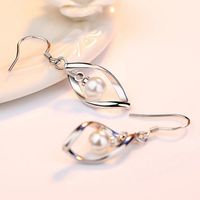 New Simple Style Wavy Pearl Pendant Alloy Earrings main image 3