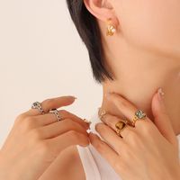 Fashion Pearl C-shape Curling Women's Geometric Gold Plated Titanium Steel Earrings main image 1