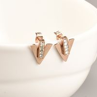 New Fashion V-shaped Diamond Inlaid Titanium Steel Ear Clip main image 10