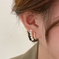 Vintage Pearl Hook Shape Inlaid Rhinestone Stud Earrings main image 2
