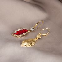 Red Maple Leaf Tassels Wine Red Crystal Inlaid Earrings Simple Elegant Ear Hanging main image 2