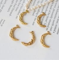Fashion Pleated Moon 18k Gold Titanium Steel Gold Plated Three-dimensional Crescent Pendant Necklace  Diy Accessories main image 2