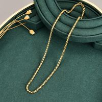 Mode Einfache Gold Frauen Titan Stahl Vergoldet 18k Schlüsselbein Kette Halskette main image 3