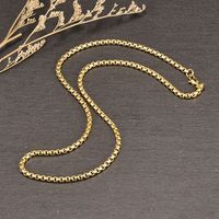 Mode Einfache Gold Frauen Titan Stahl Vergoldet 18k Schlüsselbein Kette Halskette main image 5