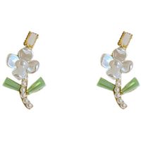 Mode Einfache Retro Perle Blume Geformt Legierung Ohrringe main image 4