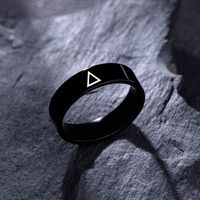 Fashion Simple Black Stainless Steel Men's Triangle Icon Ring main image 1