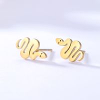 Simple Cute Hollow Snake-shaped Ear Bone Stud 18k Gold Earrings sku image 1