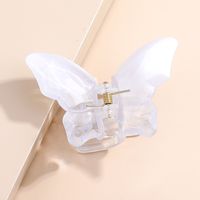 Fashion Diamond Surface Butterfly Grip Back Head Shark Clip Jelly Frosted Texture Barrettes main image 2