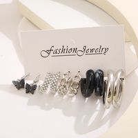 Einfache Elegante Perle Embedded Schwarz Schmetterling C-förmigen Acryl Ohrringe Set main image 3