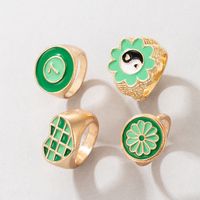 Simple Fashion Green Contrast Color Tai Chi Flower Grid Heart Shaped Ring 4-piece Set main image 1