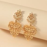 Retro Ethnic Style Hollow Carved Heart Shape Pendant Earrings main image 1