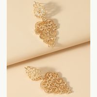 Retro Ethnic Style Hollow Carved Heart Shape Pendant Earrings main image 2