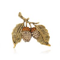 Fashion Retro Creative New Women's Leaf Shaped Clothing Ornament Brooch sku image 1