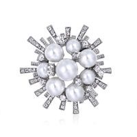 Fashion Alloy Rhinestone Pearl Sunflower Shaped Brooch Clothing Accessories main image 1