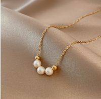 Fashion Simple Short Bead Clavicle Chain Pearl Golden Necklace main image 4