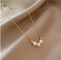 Fashion Simple Short Bead Clavicle Chain Pearl Golden Necklace main image 3