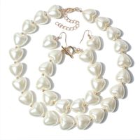 Fashion Heart-shaped Pearl Clavicle Chain Jewelry Suit Necklace Bracelet Female sku image 1