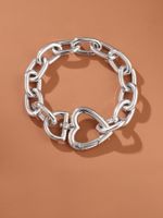 Europäischer Und Amerikanischer Grenzüberschreitender Schmuck Geometrische Übertriebene Metall-liebeshalskette Weiblichen Ring Ineinandergreifende Persönlichkeit Mode Kreative Halskette main image 1