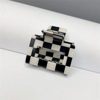 Fashion Black White Checkerboard Hairpin Large Grab Clip sku image 1