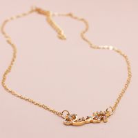 Fashion Rhinestone Letters Queen Crown Pendent Alloy Necklace main image 3