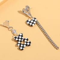 2022 New Fashion Asymmetric Checkerboard Bear Heart Earrings Female main image 2