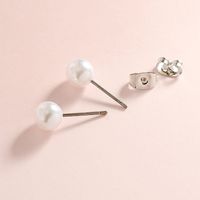 Simple And Popular All-match Pearl Earrings main image 3