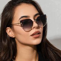 New Ladies Large Frame Cat Eye Gradient Sunglasses main image 5