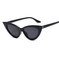New Fashion Small Frame Cat Eye Sunglasses Female main image 6