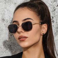 New Small Frame Square Metal Hollow Sunglasses main image 4